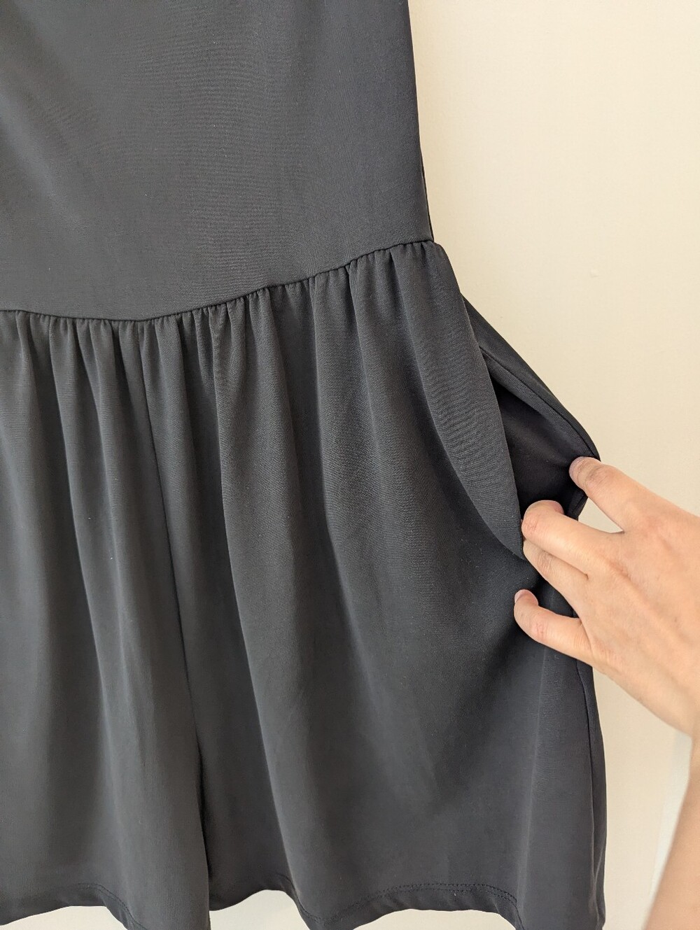 Dex The Georgina Romper: Black/Charcoal Cowl Neck Spaghetti Straps Small - Picture 8 of 10